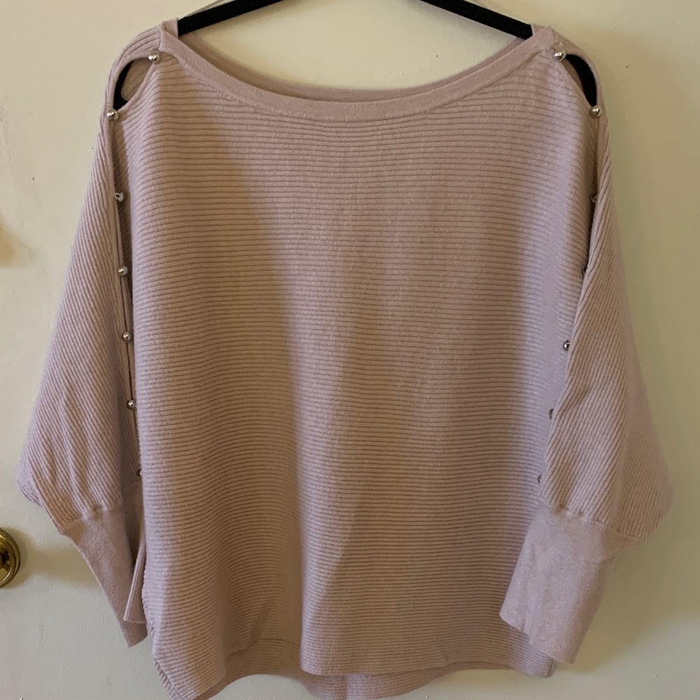 Jennifer Lopez boat neck open arm Pink Sweater